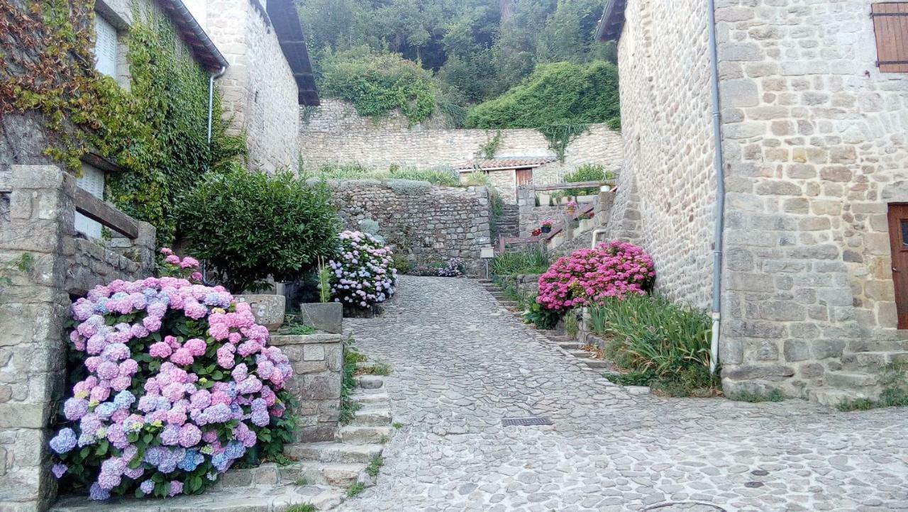 Les Soleillas pour votre zen'ittude Chalencon Exterior foto