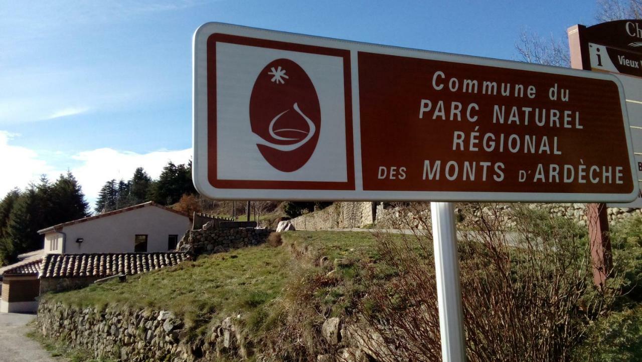 Les Soleillas pour votre zen'ittude Chalencon Exterior foto